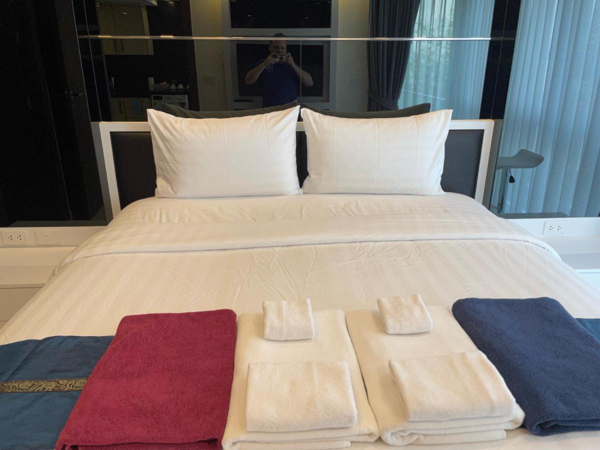 Luxury Business Suits In Grand Avenue By Pattaya City Estates Ngoại thất bức ảnh
